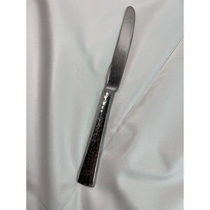 Oneida‎ Illuma Dinner Knife 9" Premier Stainless Flatware